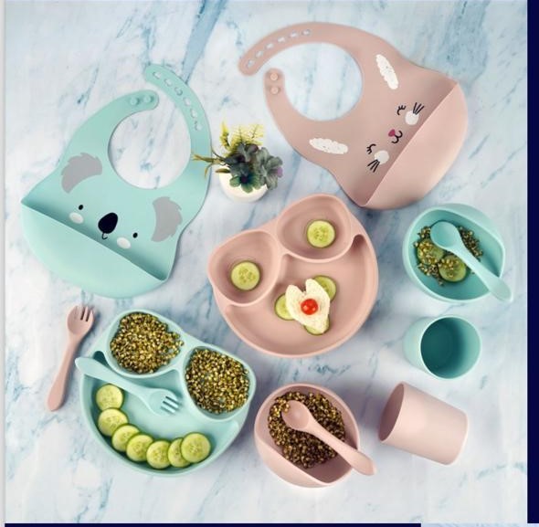 KAKAGUGU 6-Piece Bear-Shaped Baby Feeding Set with Suction Base – Plate, Bowl, Spoon, Fork, Bib, Glass – BPA-Free, Non-Toxic, Safe for Babies - Image 3
