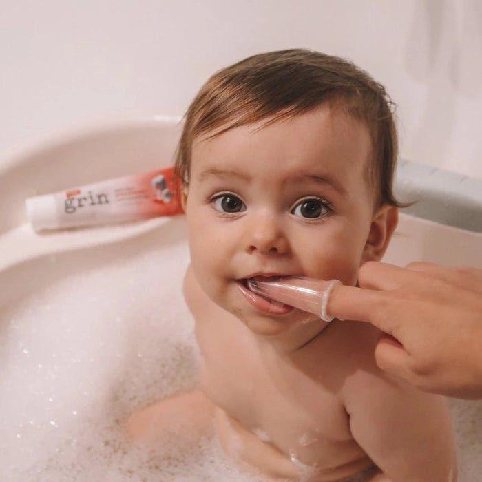 KAKAGUGU Finger Brush with Tongue Cleaner for Babies 0–24 Months – Soft, Chewable, Durable Silicone, Pack of 2 with Case - Image 4